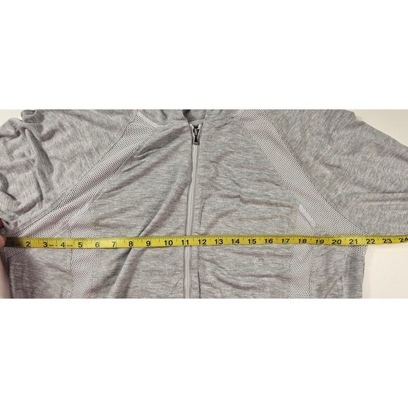 Chicos weekends sz 3 (XL) grey mesh accent breathable activewear jacket grey EUC - Picture 6 of 7